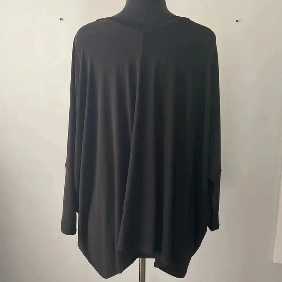 Mythique |  Oversized Top - Picture 4 of 6